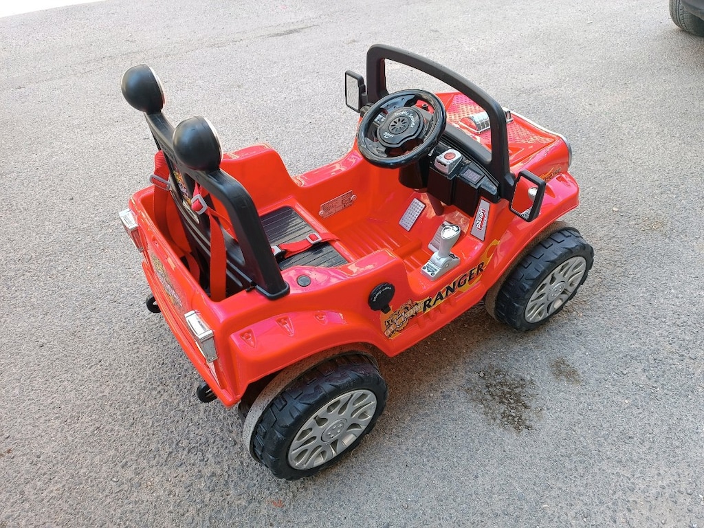 SAHİBİNDEN TERTEMİZ SIFIR AYARINDA AZ KULLANILMIŞ AKÜLÜ JEEP - 4