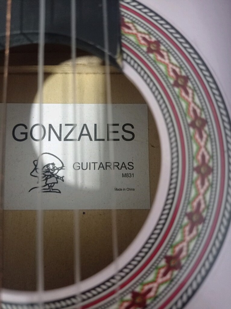 GONZALES 4/4 GİTAR - 12
