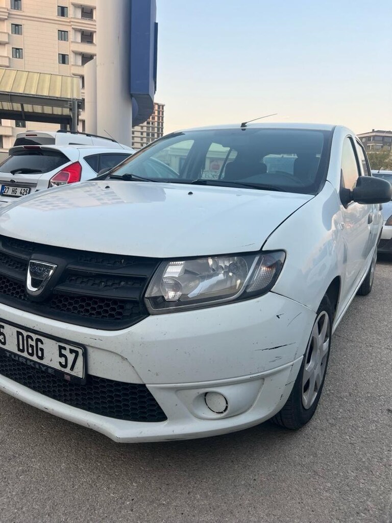 2014 Dacia Sandero - 3