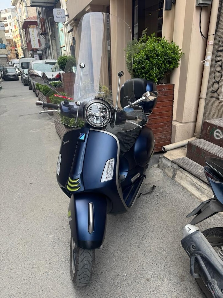vespa gts T300 supertech temiz bakımlı - 4
