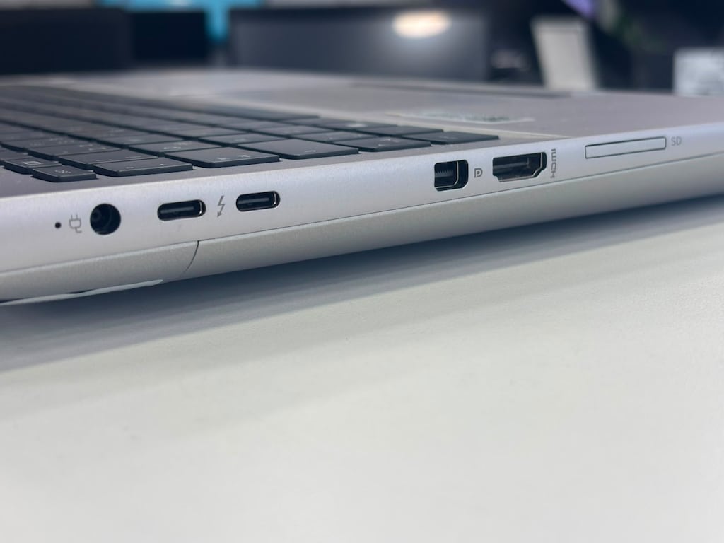 Grafik Ve Tasarım İ7 12.Gen 32Gb Ddr5 512Nvme 17.3" Laptop - 5