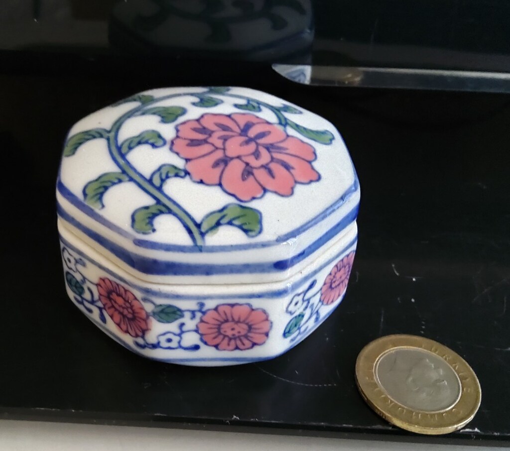 Porselen Küçük Kutu, Bonbonyer, SIFIR - 2