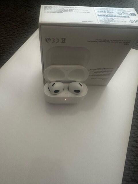 AirPods 3 kulaklık