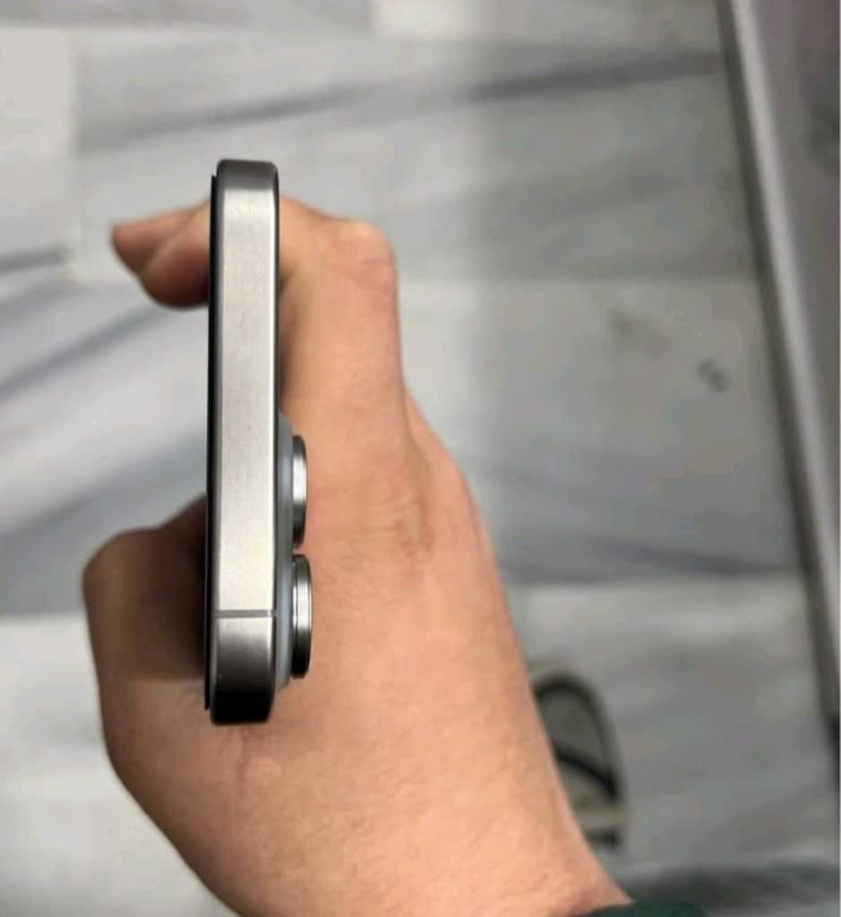 İLK SAHİBİNDEN İPhone 15 PRO MAX - 5