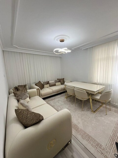 Tertemiz koltuk takımı + tv ünitesi + yemek masası