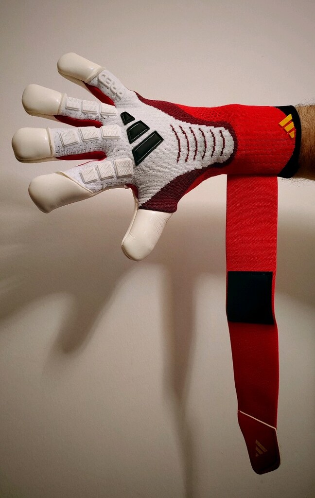 Adidas Predator Prof. 8 no kaleci eldiveni - 2