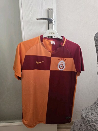 Galatasaray 4 yıldızlı nike forma