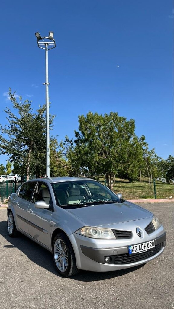 MEGANE 2 - 4
