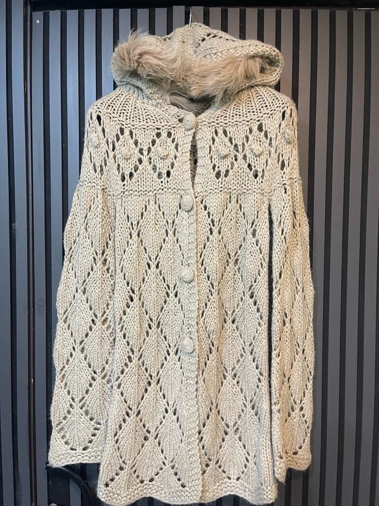 GIPSY by ROMAN KAPÜŞONLU HIRKA