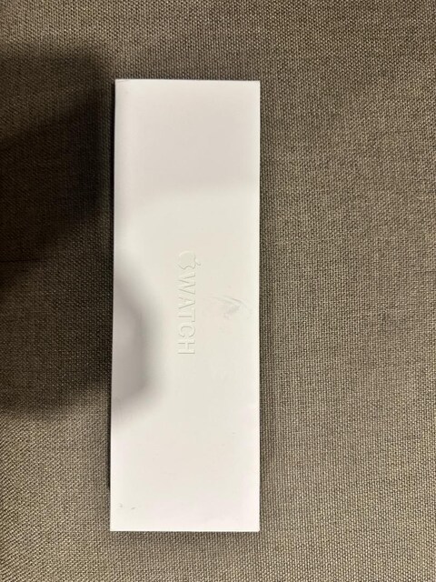 Apple Watch Series 10 46 mm sıfır kokusu üzerinde