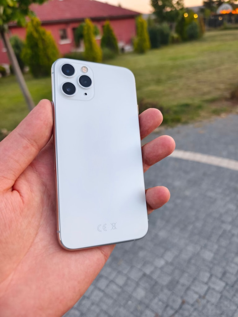 İPHONE 11 PRO 64 GB TR - 3