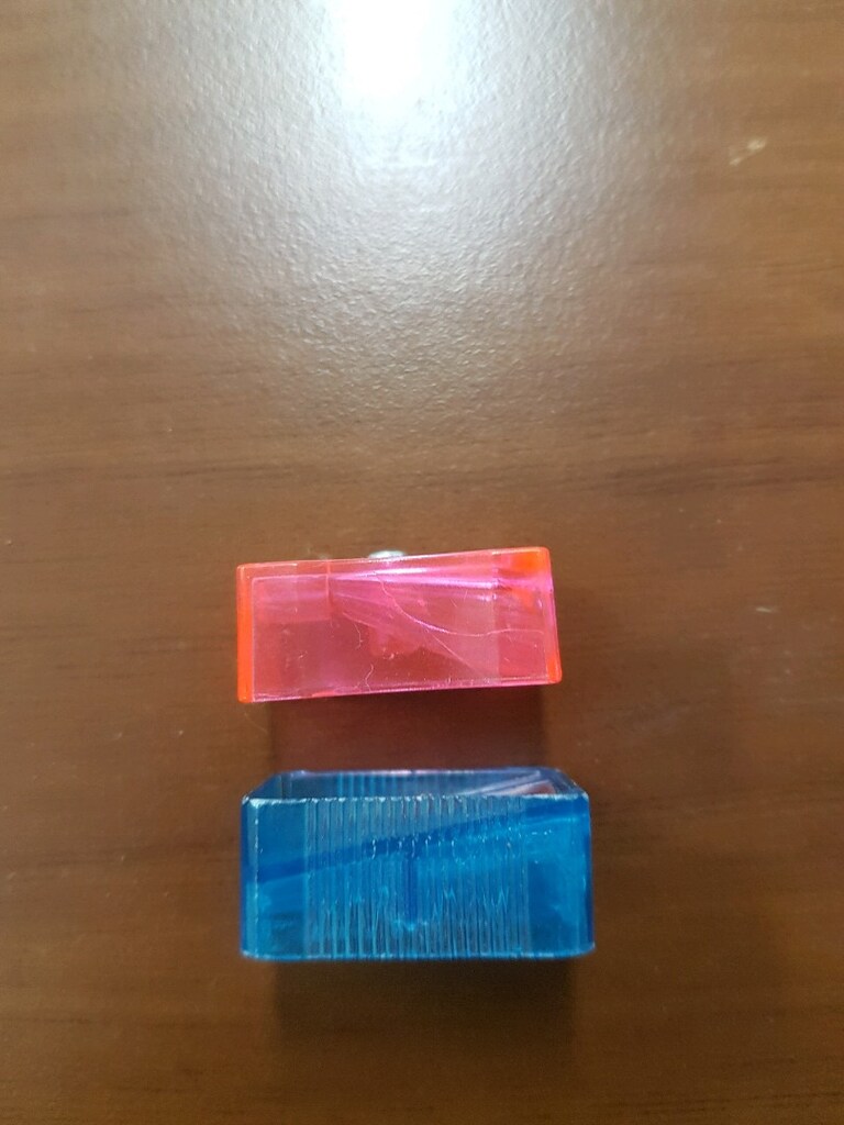 2 adet Kum Kalemtıraş, Alman malı ve diğeri - 4