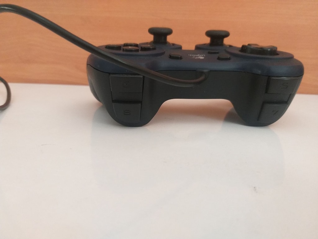 Logitech Dual Action Gamepad USB Game - 4