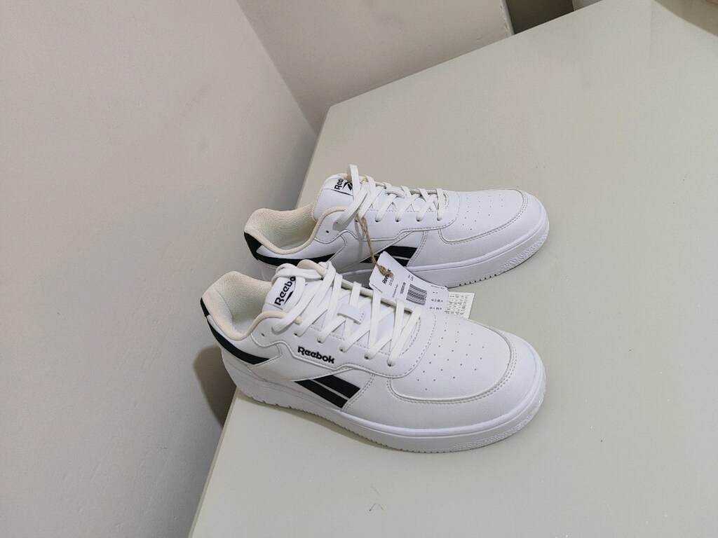 sıfır Reebok beyaz ayakkabı - 4