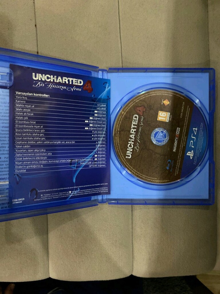 PS4 uncherted 4 oyunu - 3