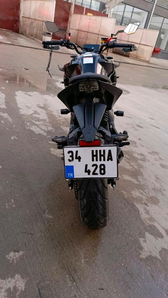 Eşi benzeri yok TR de TEK 650NK 2023 model 12 bin km - 8