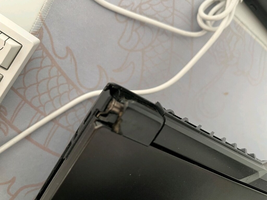 MSI GAMİNG LAPTOB - 2