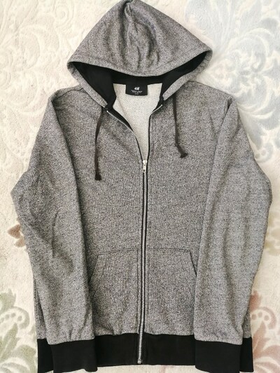 H&M kapüşonlu sweatshirt