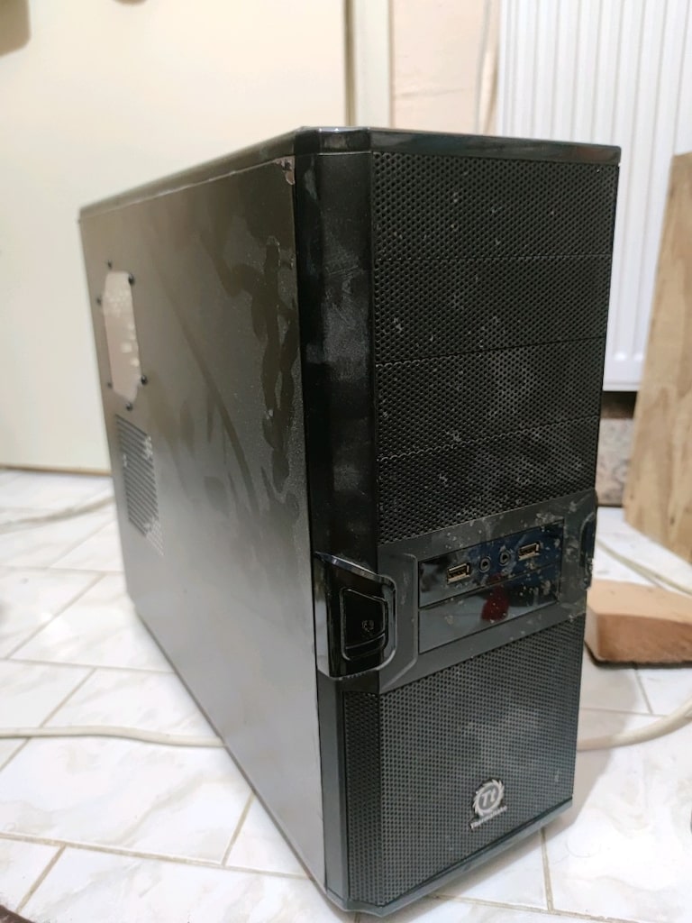 Thermaltake kasa İçinde Birtane fan var - 2