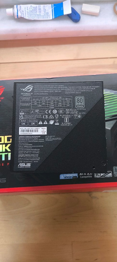 Asus rog Loki 1200 watt titanium sfx güç kaynağı - 6