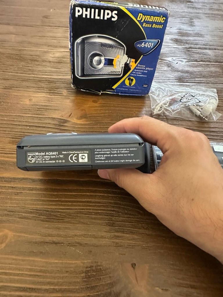 Philips Walkman ve Kulaklık,Kaset - 4