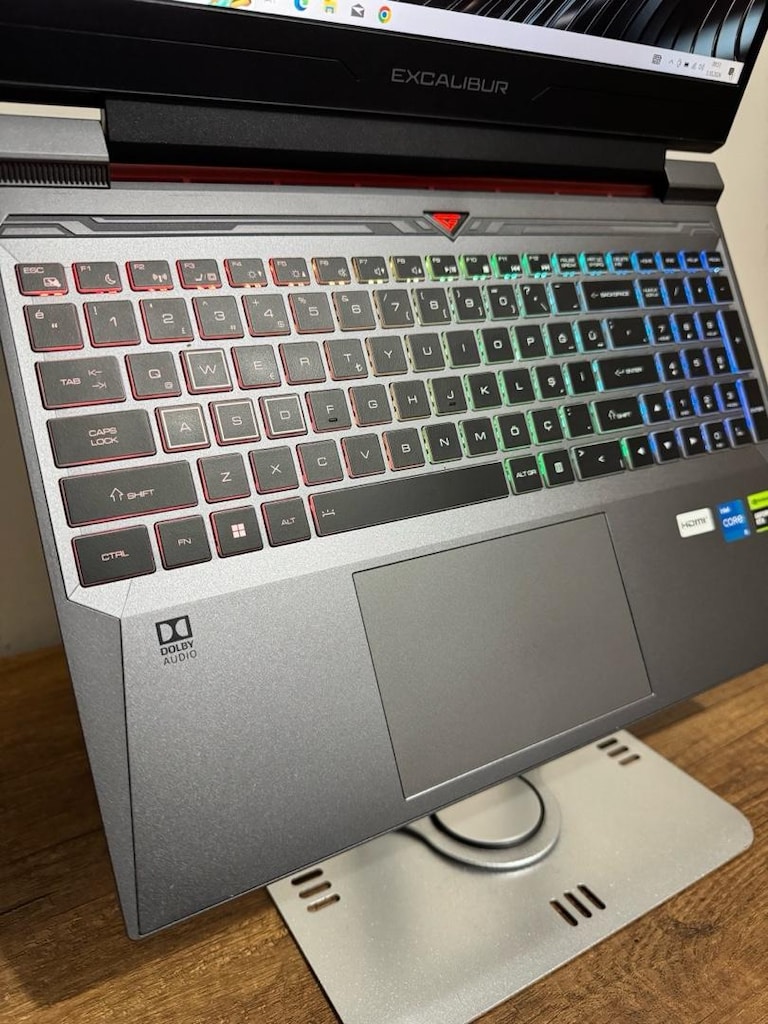 RTX4060 - 1 TB SSD - CASPER EXCALİBUR GAMİNG LAPTOP - 5