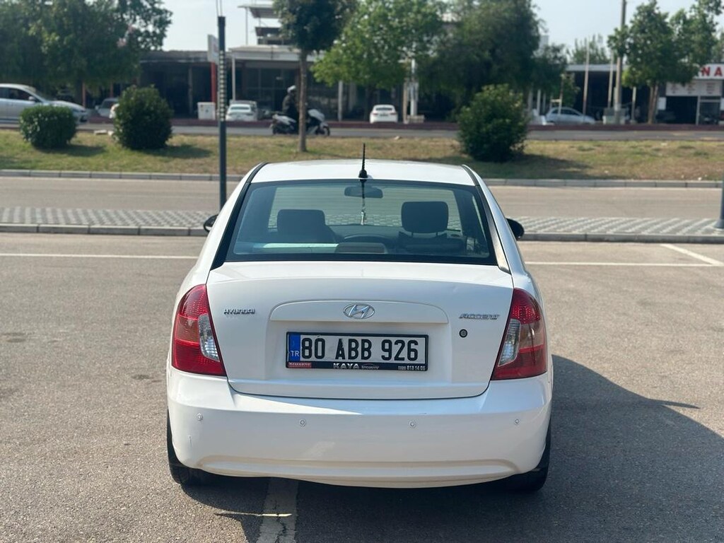 SAHİBİNDEN HATASIZ OTOMATİK HYUNDAİ ACCENT 2012 - 5