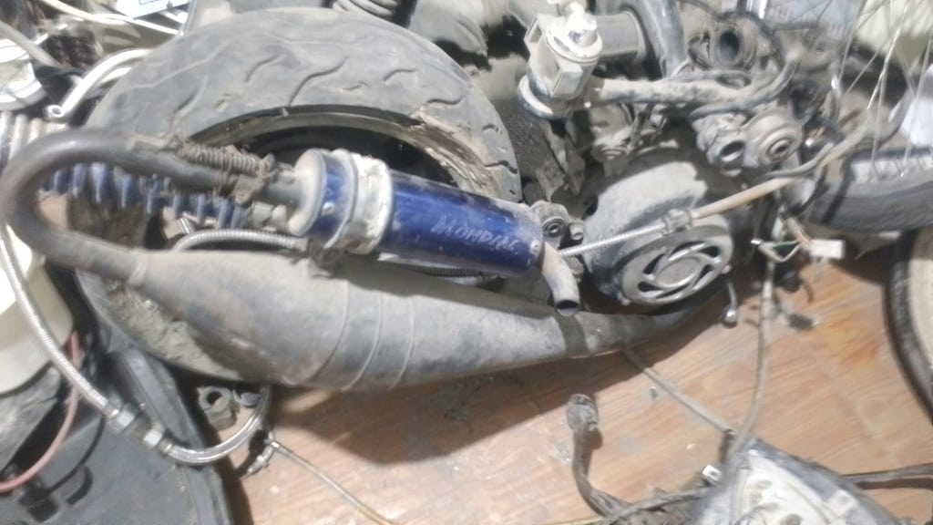 Mondial 150 ZC egzoz - 2