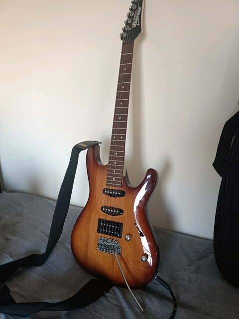 ibanez elektro gitar