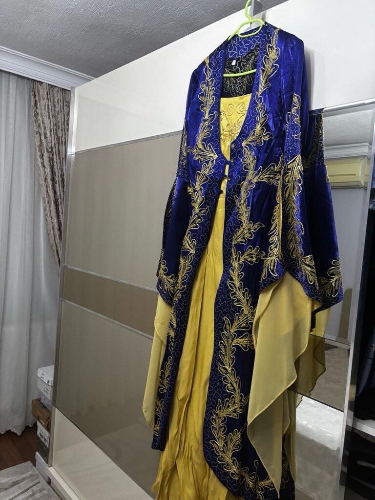 38 Beden Mavi-Sarı Kaftanlı Bindallı – Çok Şık