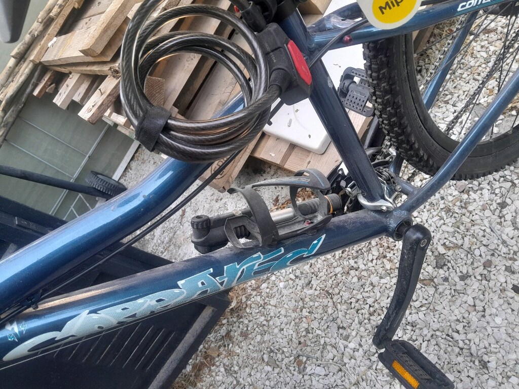 Corratec profesyonel bisiklet ve kask la beraber - 4