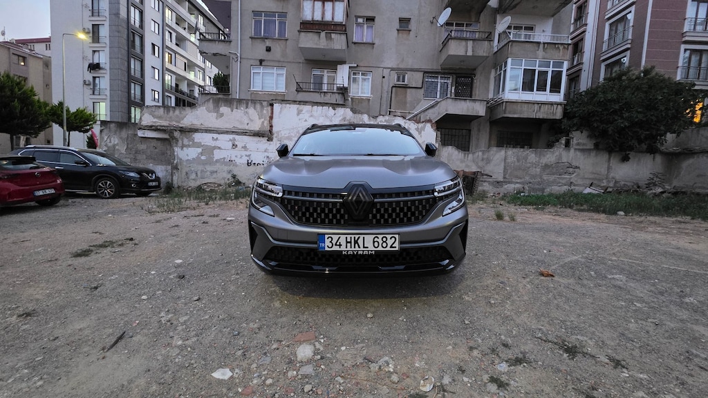 Sahibinden Renault Austral 1.3 Hybrid Techno Esprit Alpine 2023 Model - 2