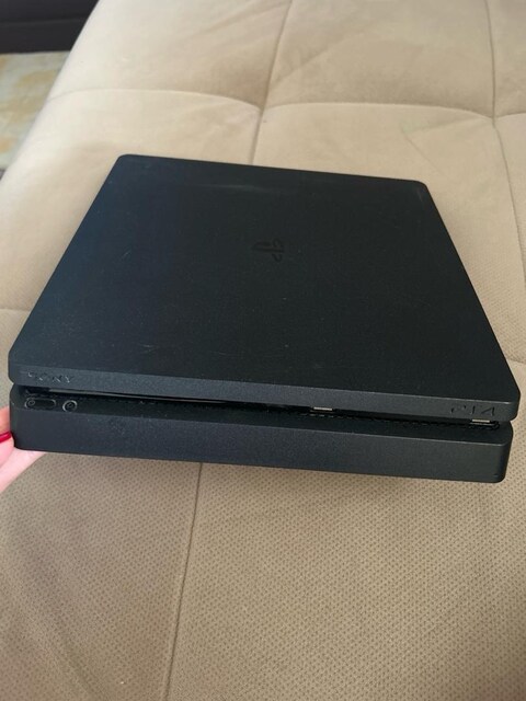 Sony Playstaitons4 Slim 500gb