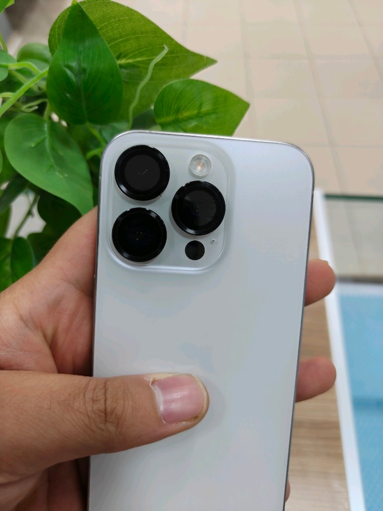 İPHONE 15 PRO TÜMÜYLE ORJİNAL - 2