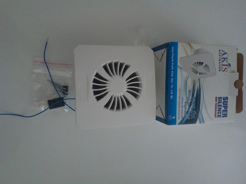 100 lük banyo ve mutfak havalandırma aspiratör sıfır poşetinde 500 TL