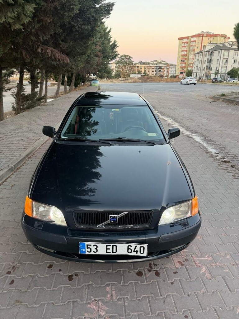 SENESİNİ YAŞATIR. - 7