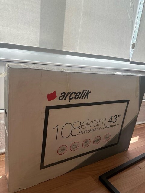 108 Ekran Smart TV
