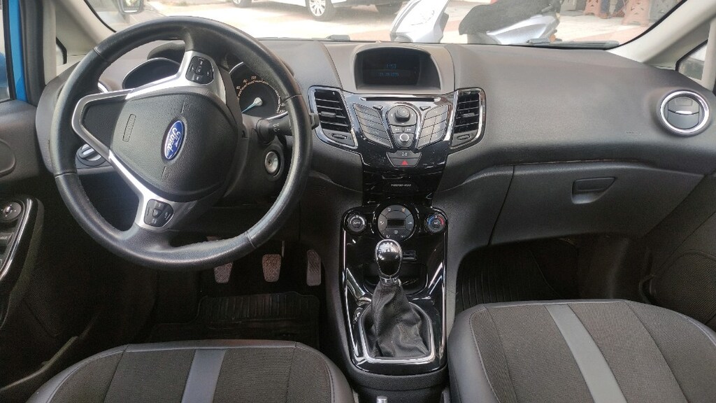 Sahibinden Ford Fiesta Titanyum Paket - 5