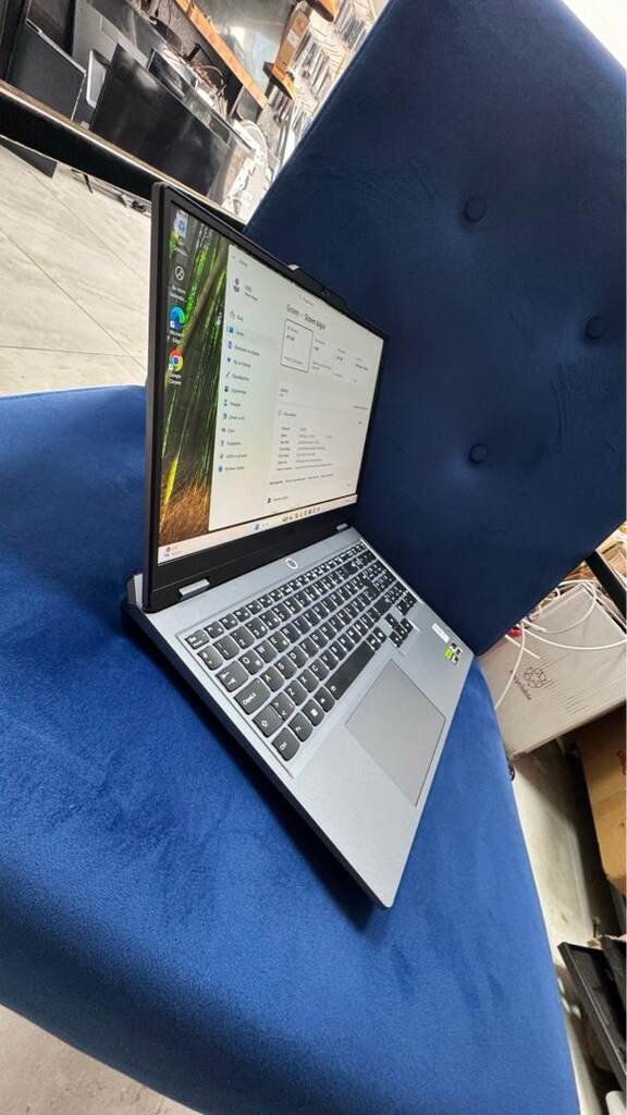 LENOVO LOQ AMD RYZEN 5 24Gb ddr5 ram rtx 3050 6 gb 512 gb m2 ssd - 3