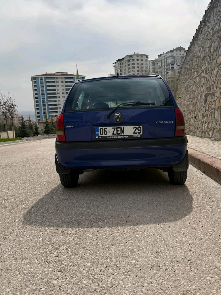 Opel Corsa - 3