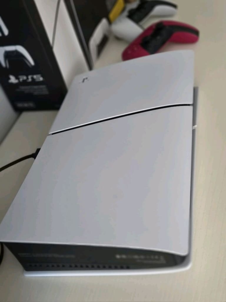 sonra ps5 slim digital e chassıs/emae - 4