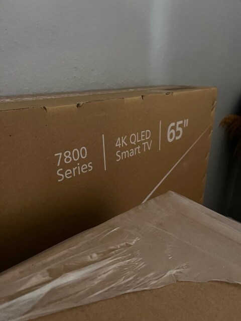 sıfır Philips 65 inch 7800 series Tv