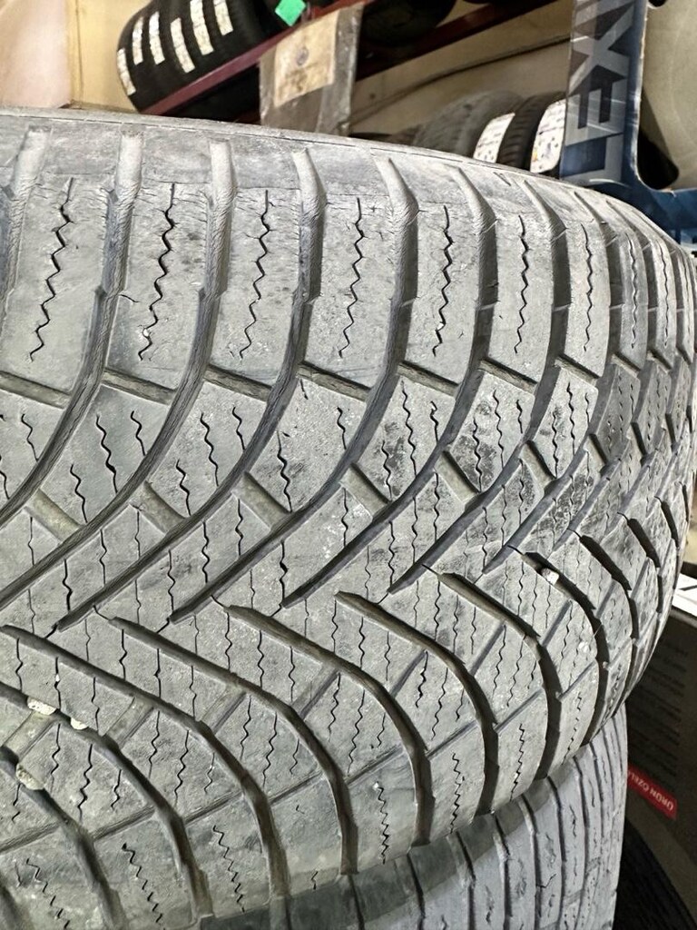 215/60/17. 4 mevsim lastik lassa multiways2 - 5
