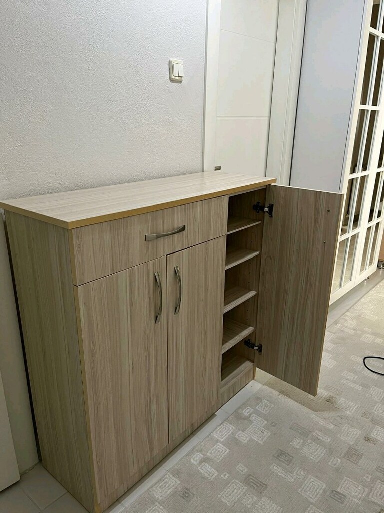 Ayakkabılık - 2