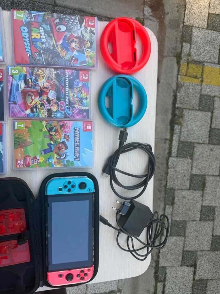Nintendo switch oyun konsolu - 4