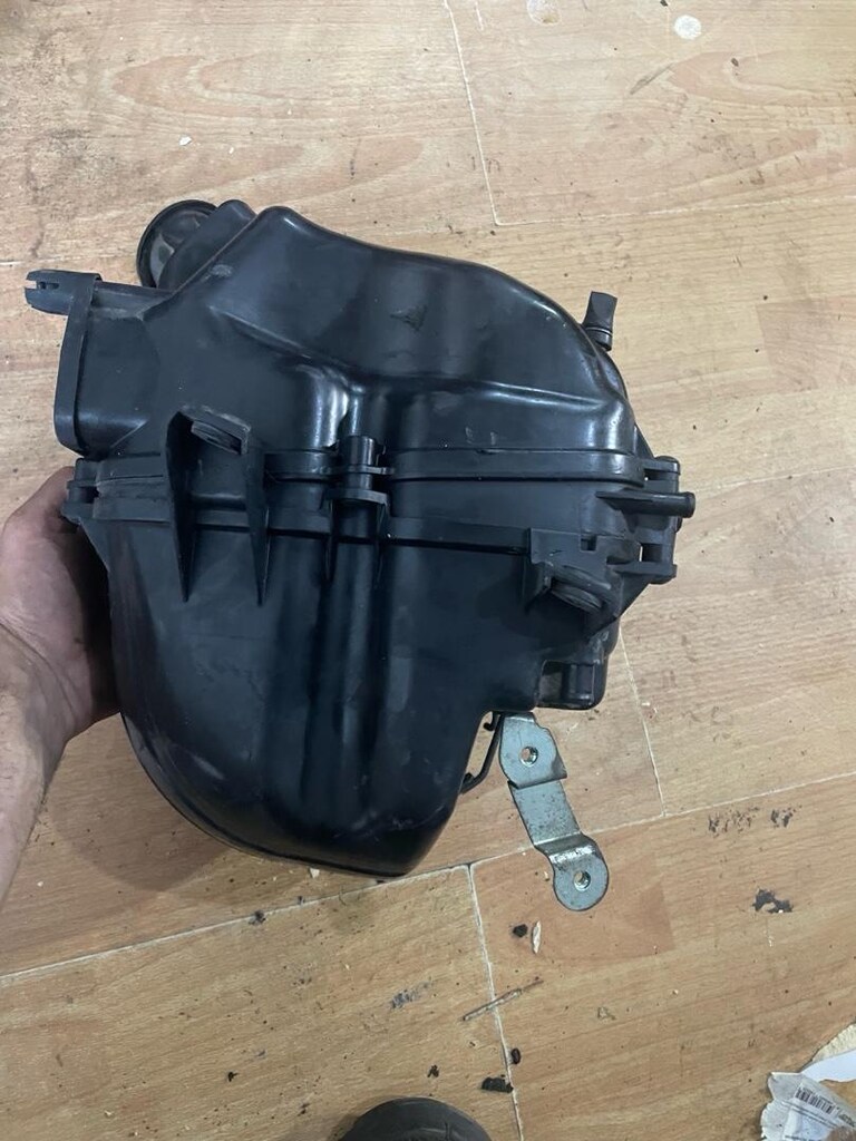 honda cbr 250r hava filtre kutusu hava filtre kazanı - 2