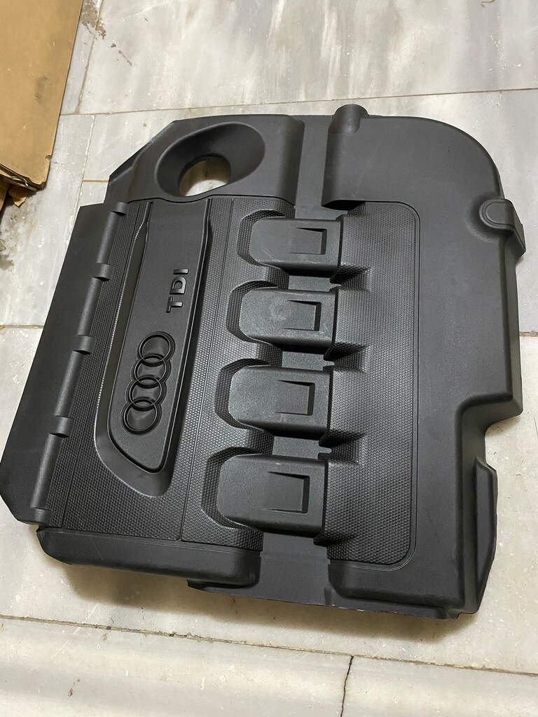 audi A3, Q3 motor üst kapağı ital 2013- - 2