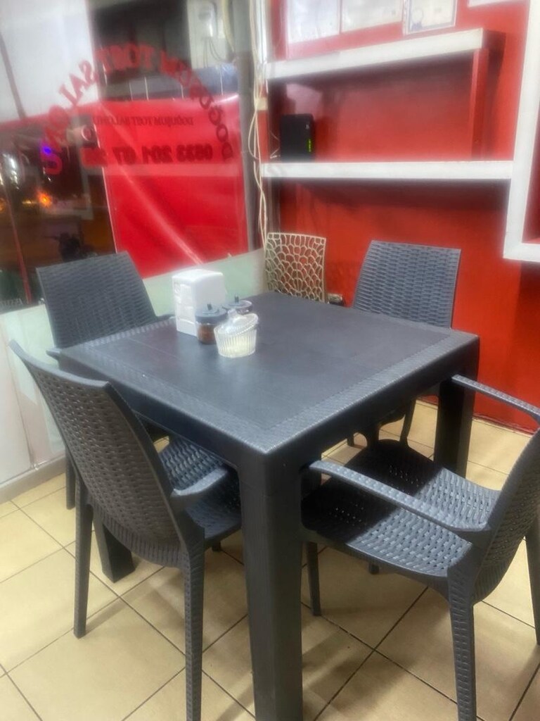 TEMİZ KULLANILMIŞ BAHÇE SANDALYESİ SIFIR AYARIN DA - 3