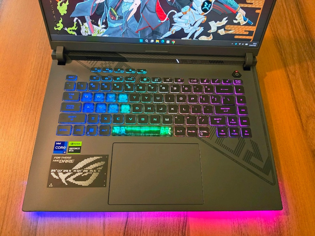 Asus Rog Strix G16 i9-13980hx 240hz Rtx4060 Laptop - 2
