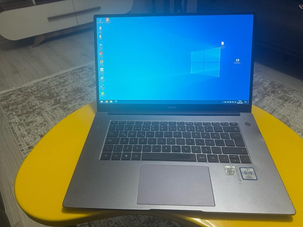 Huawei D15 i5 10.Nesil 8/512 - 5